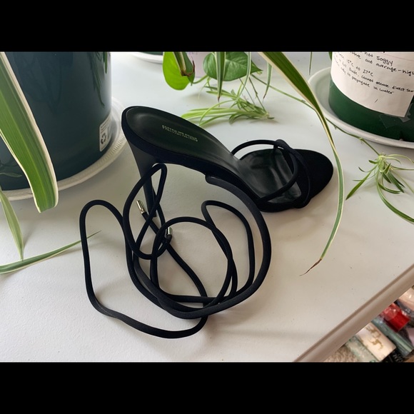 black prettylittlething lace up heels - Picture 3 of 4